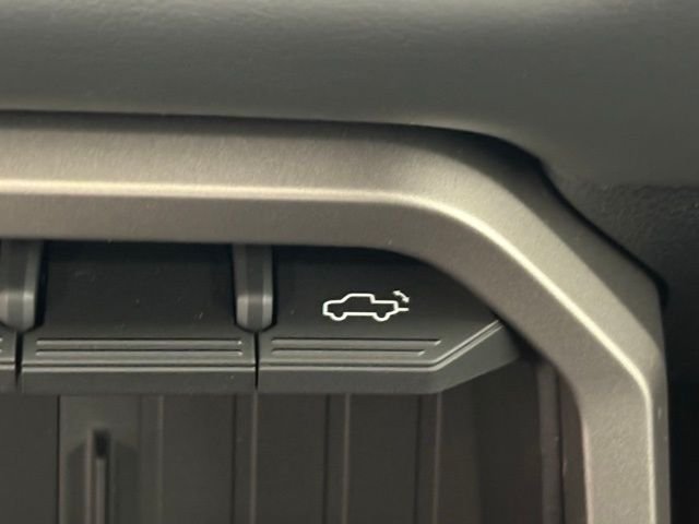 2026 Toyota Tundra Platinum - Photo 28