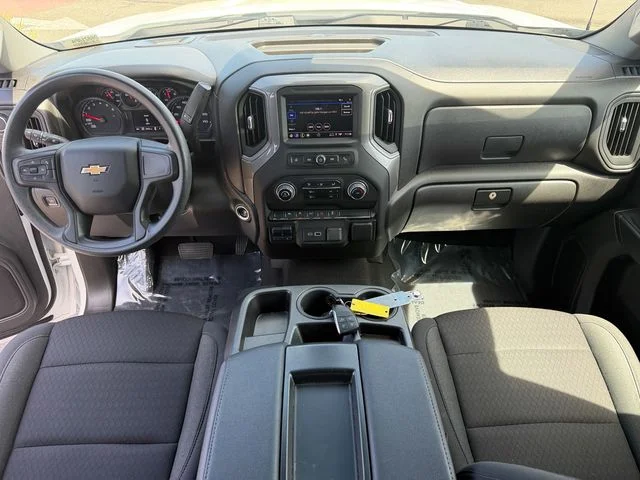 Used 2023 White Chevrolet Custom image 29