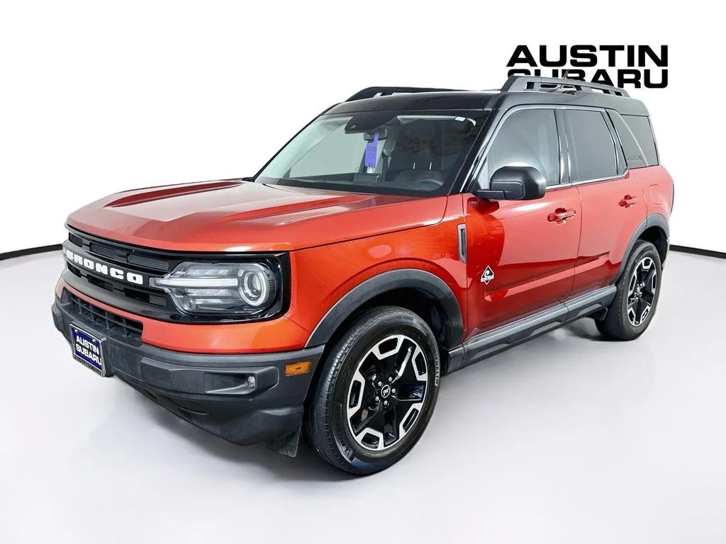 Used 2022 Red Ford Outer Banks image 3