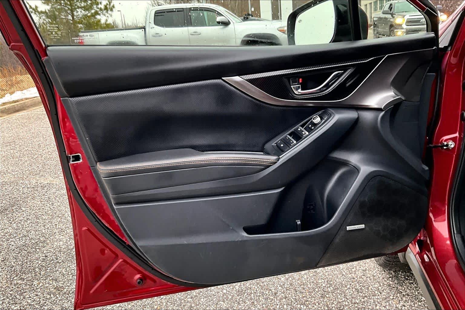 Used 2019 Venetian Red Pearl Subaru Limited image 21