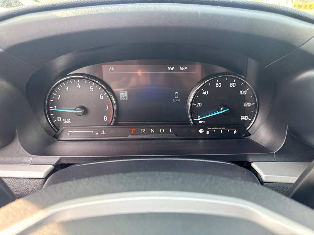 Used 2022 White Metallic Ford XLT image 17