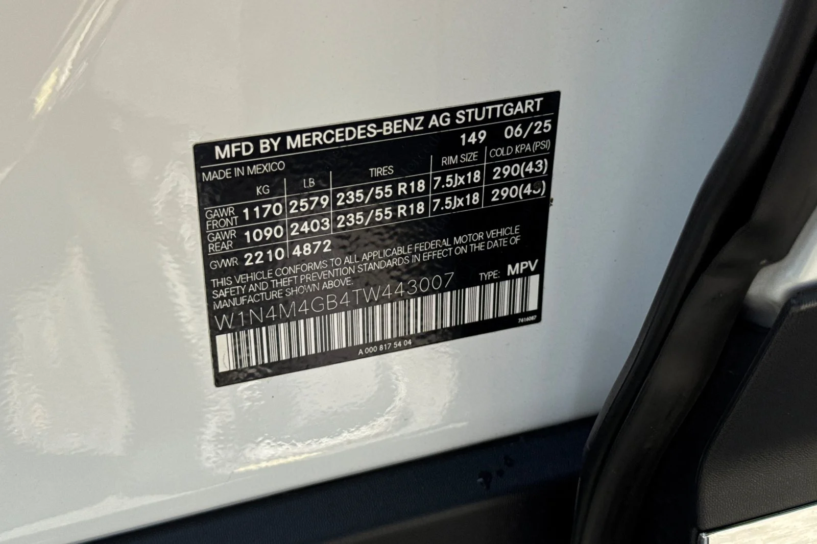 Used 2026 White Mercedes-Benz GLB 250 image 35