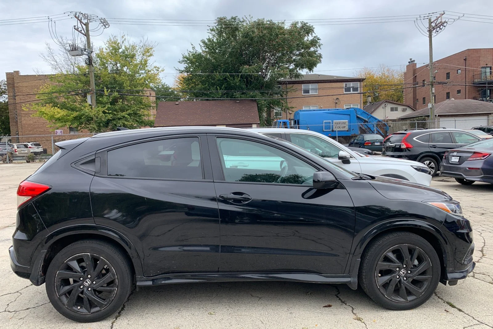 Certified Used 2022 Crystal Black Pearl Honda Sport image 2