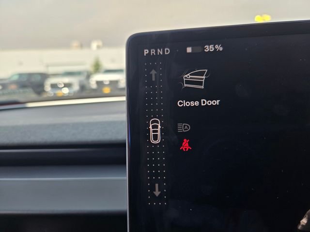 Used 2025  Tesla  image 15