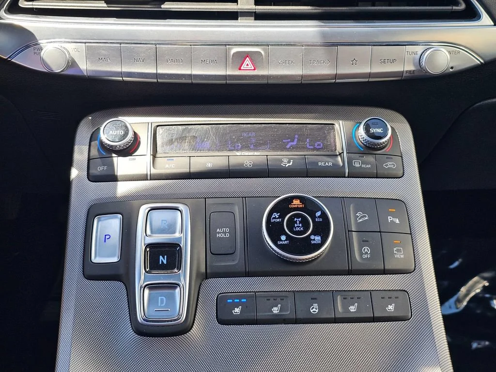 Used 2020 White Hyundai Limited image 37