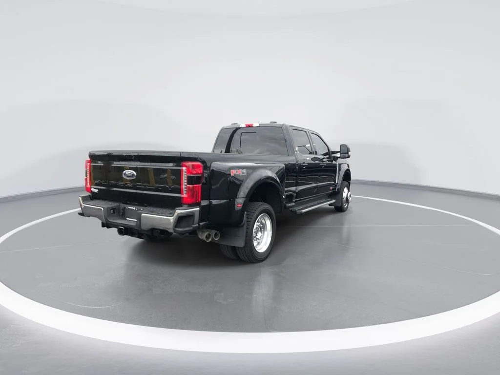 Used 2023 Black Ford Lariat image 8