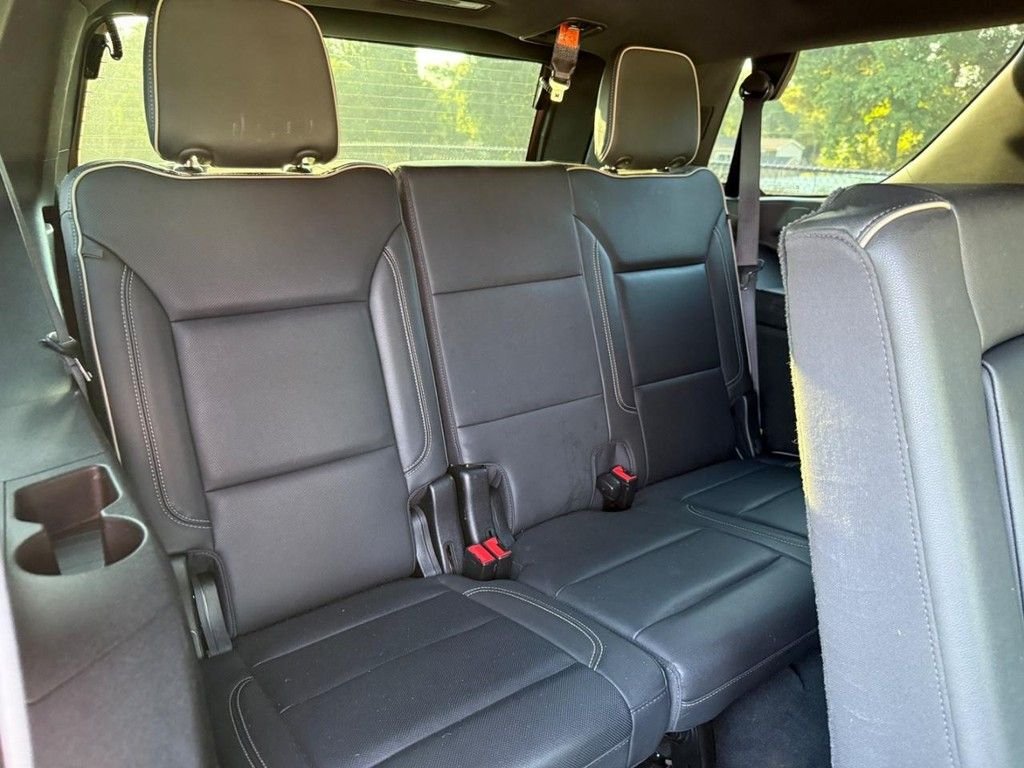 2021 GMC Yukon SLT - Photo 11