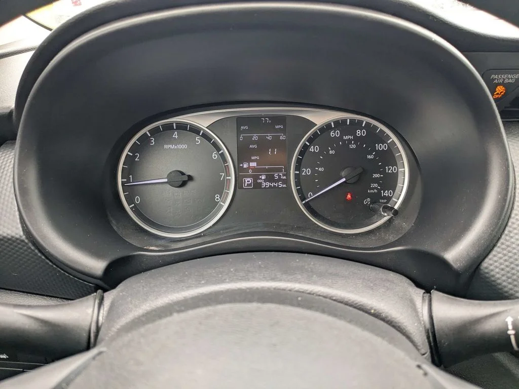 Used 2024 Gray Nissan S image 23