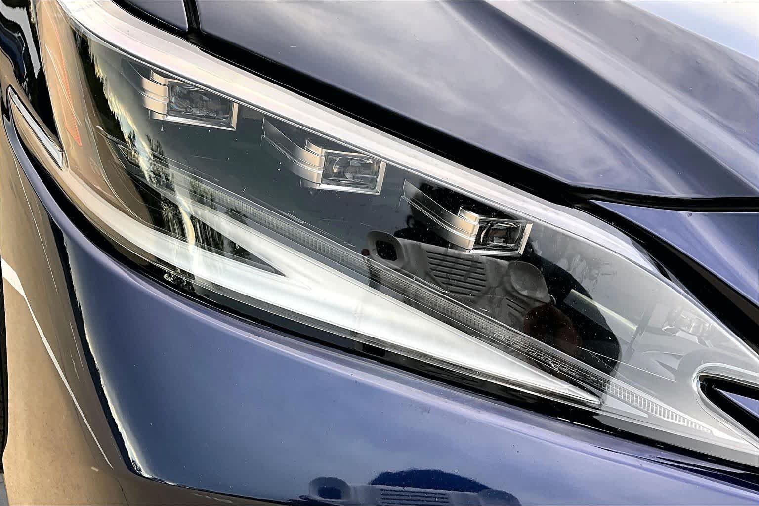 Used 2023 Nightfall Mica Lexus Ultra Luxury image 28