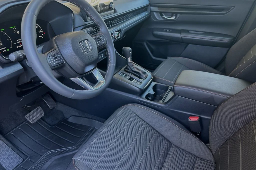 New 2025 Meteorite Gray Metallic Honda Sport image 9