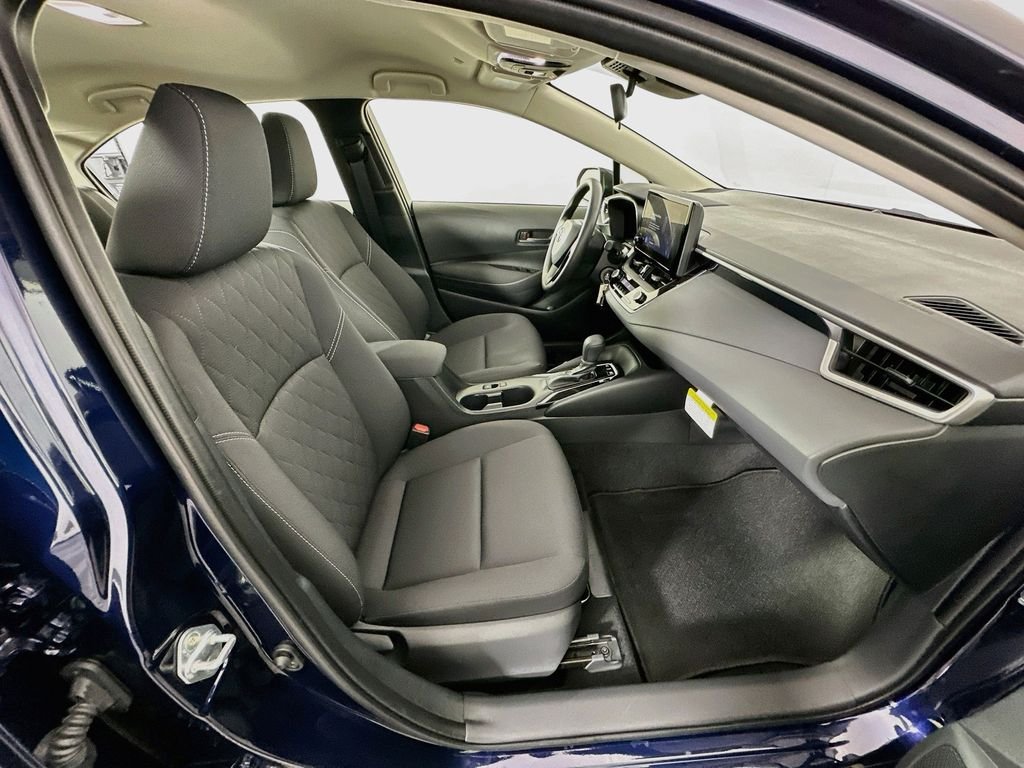Used 2026  Toyota LE image 27