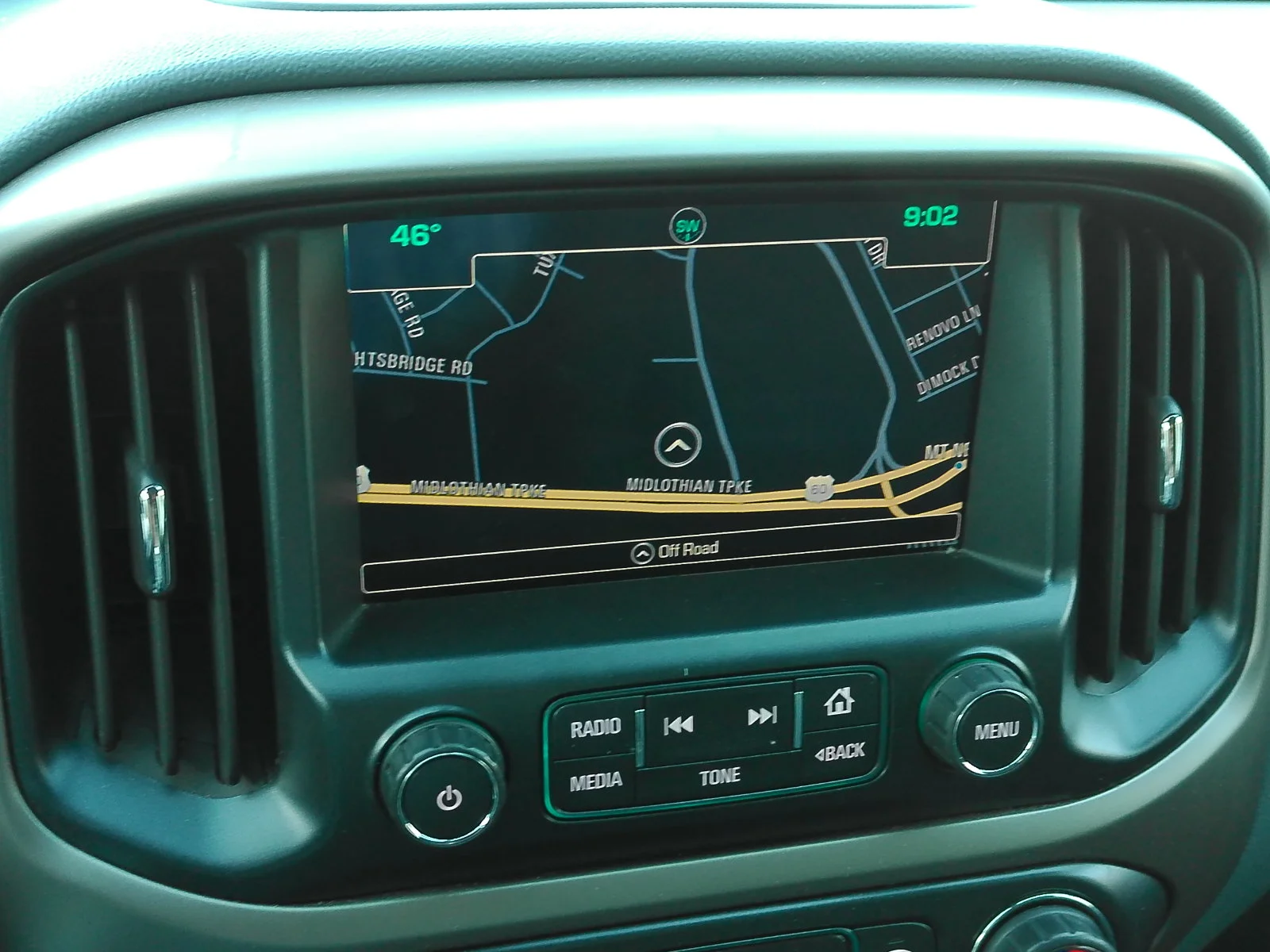 Used 2016 Black Chevrolet Z71 image 11