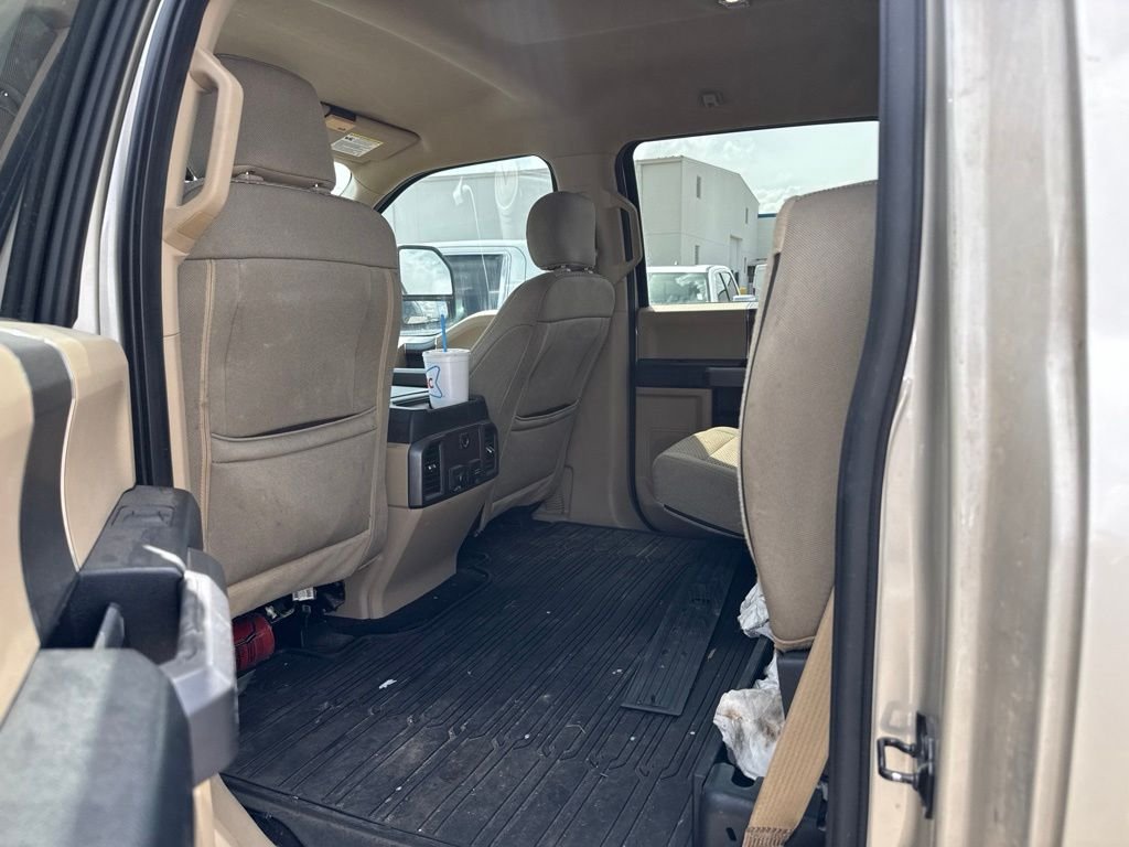 Used 2018 Gold Ford XLT image 6