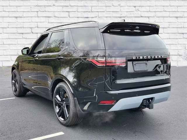 New 2025 Santorini Black Land Rover Metropolitan Edition image 4