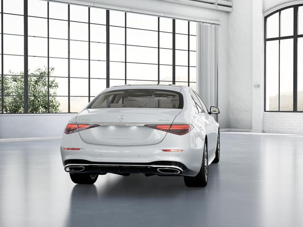 Certified Used 2025 White Mercedes-Benz S 580e image 24