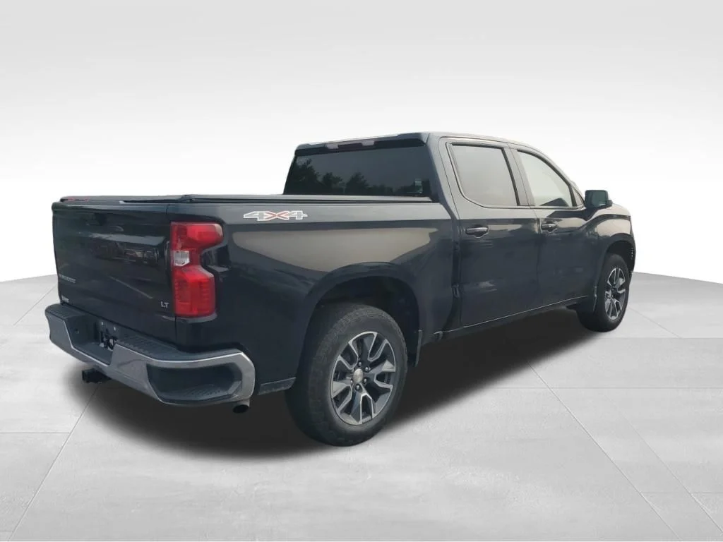 Used 2024 Black Chevrolet LT image 6