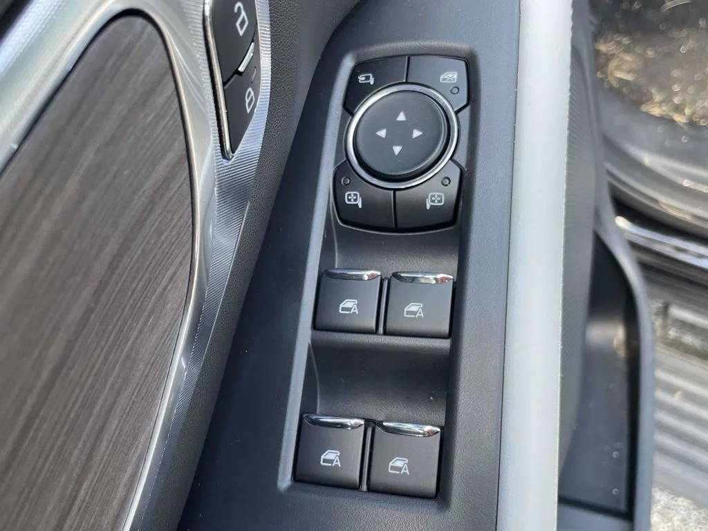 New 2026 Agate Black Metallic Ford Platinum® image 16