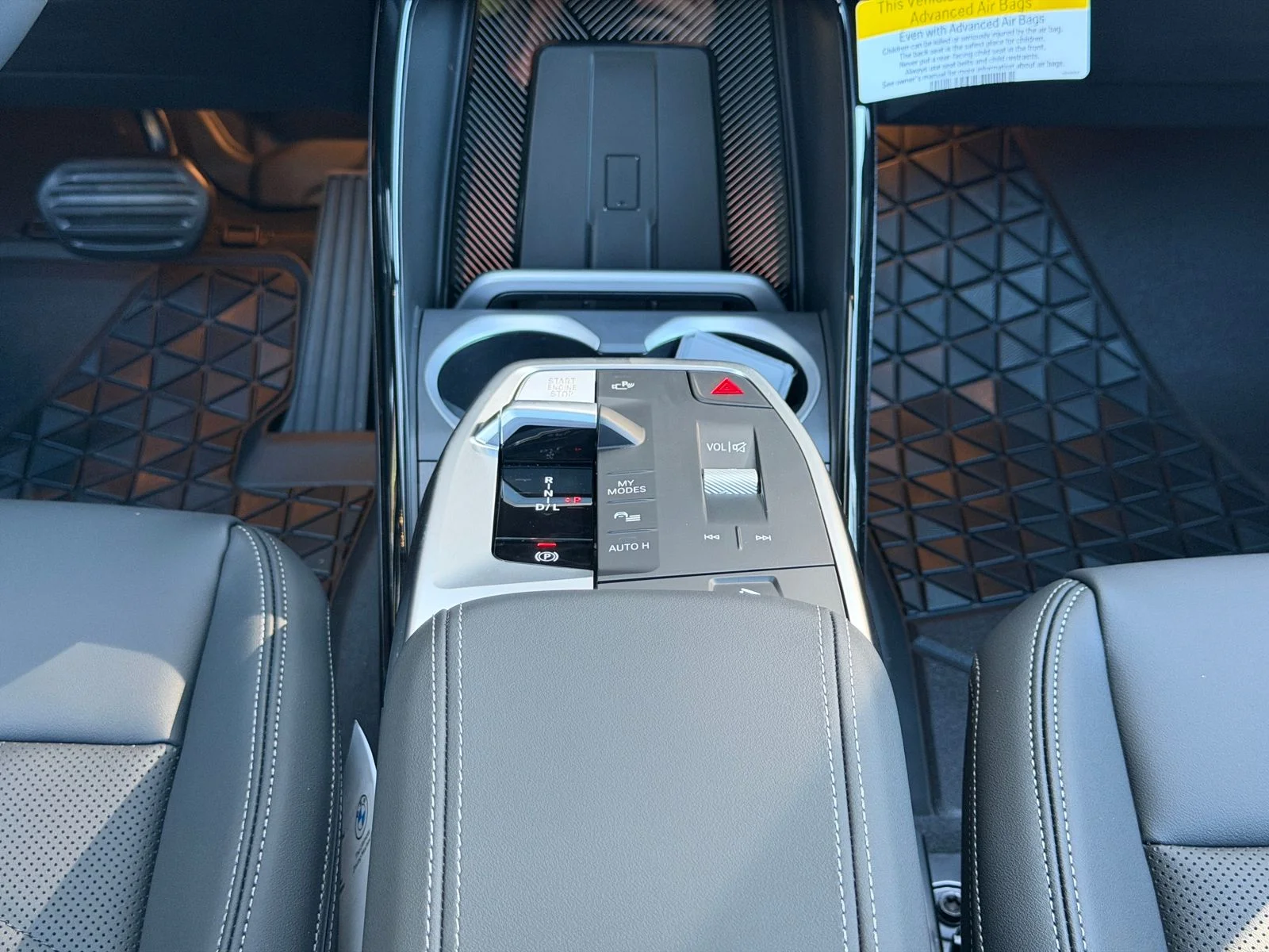 New 2026 Black Sapphire Metallic BMW xDrive28i image 21