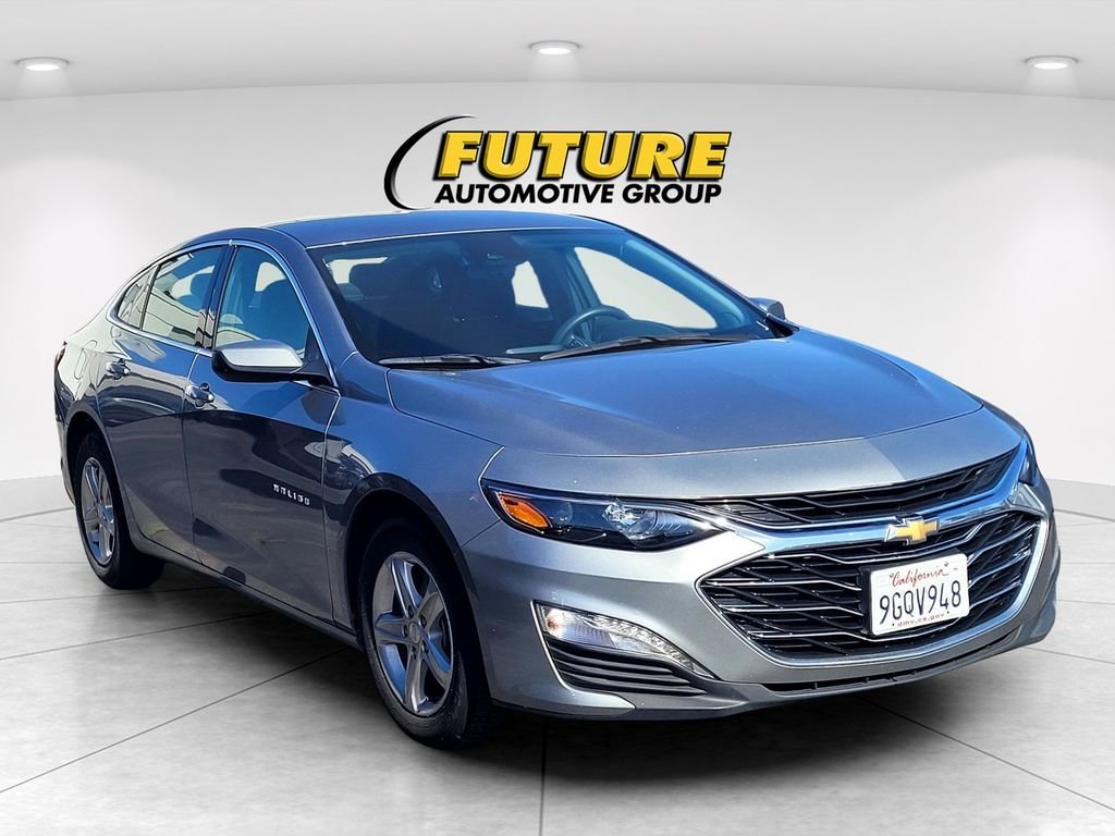 Used 2023 Gray Chevrolet LT image 1