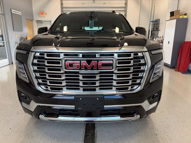 2027 GMC Yukon Denali - Photo 12