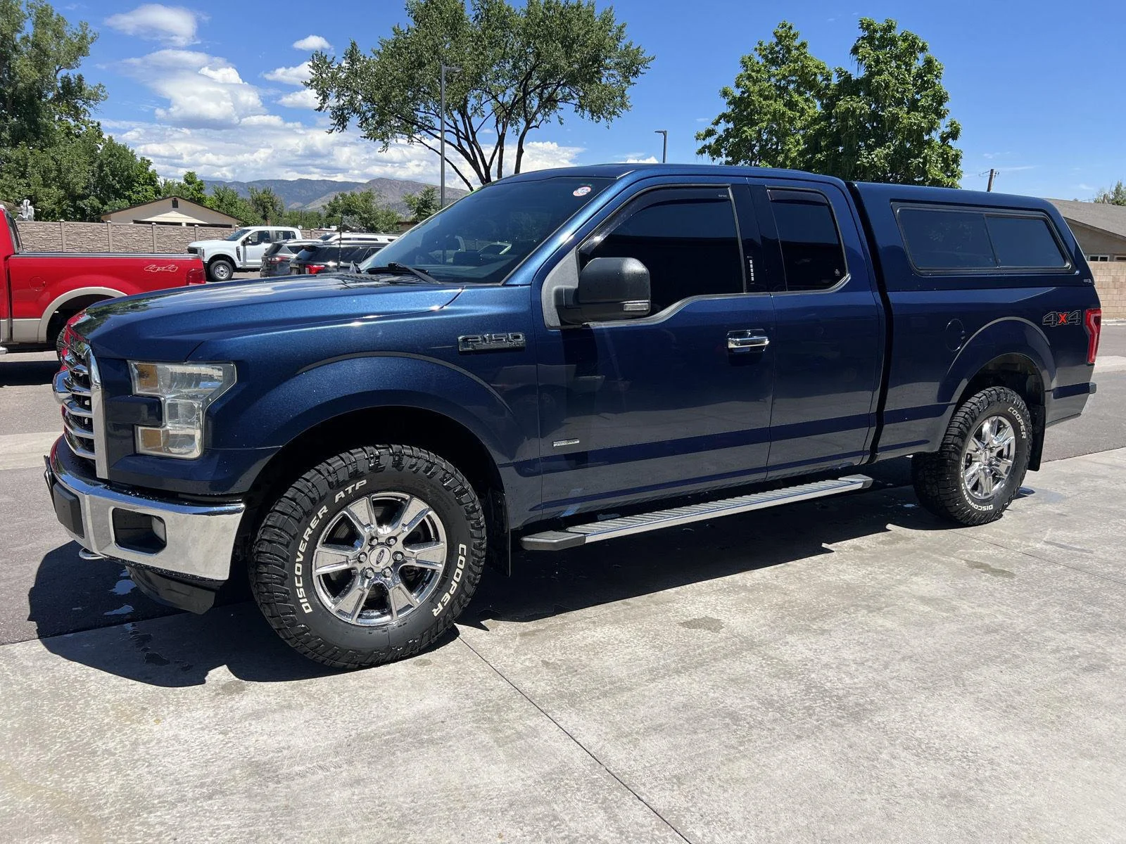 Used 2015 Blue Jeans Metallic Ford XLT image 1