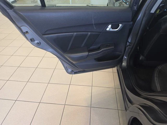 Used 2013 Green Honda EX-L image 25
