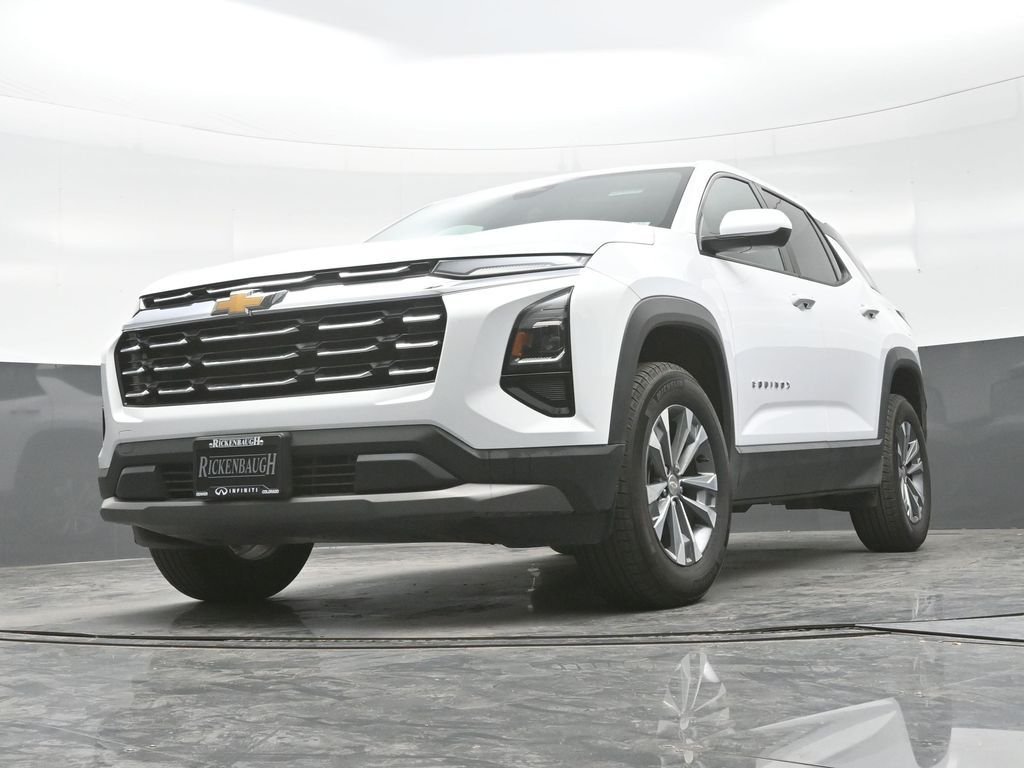 Used 2025 White Chevrolet LT image 27