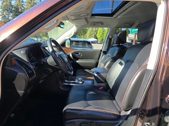 Used 2018 Almond Nissan Platinum image 24