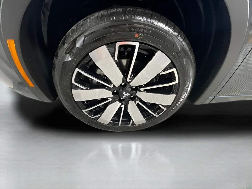 New 2026 Graphite Gray Mitsubishi SEL image 40