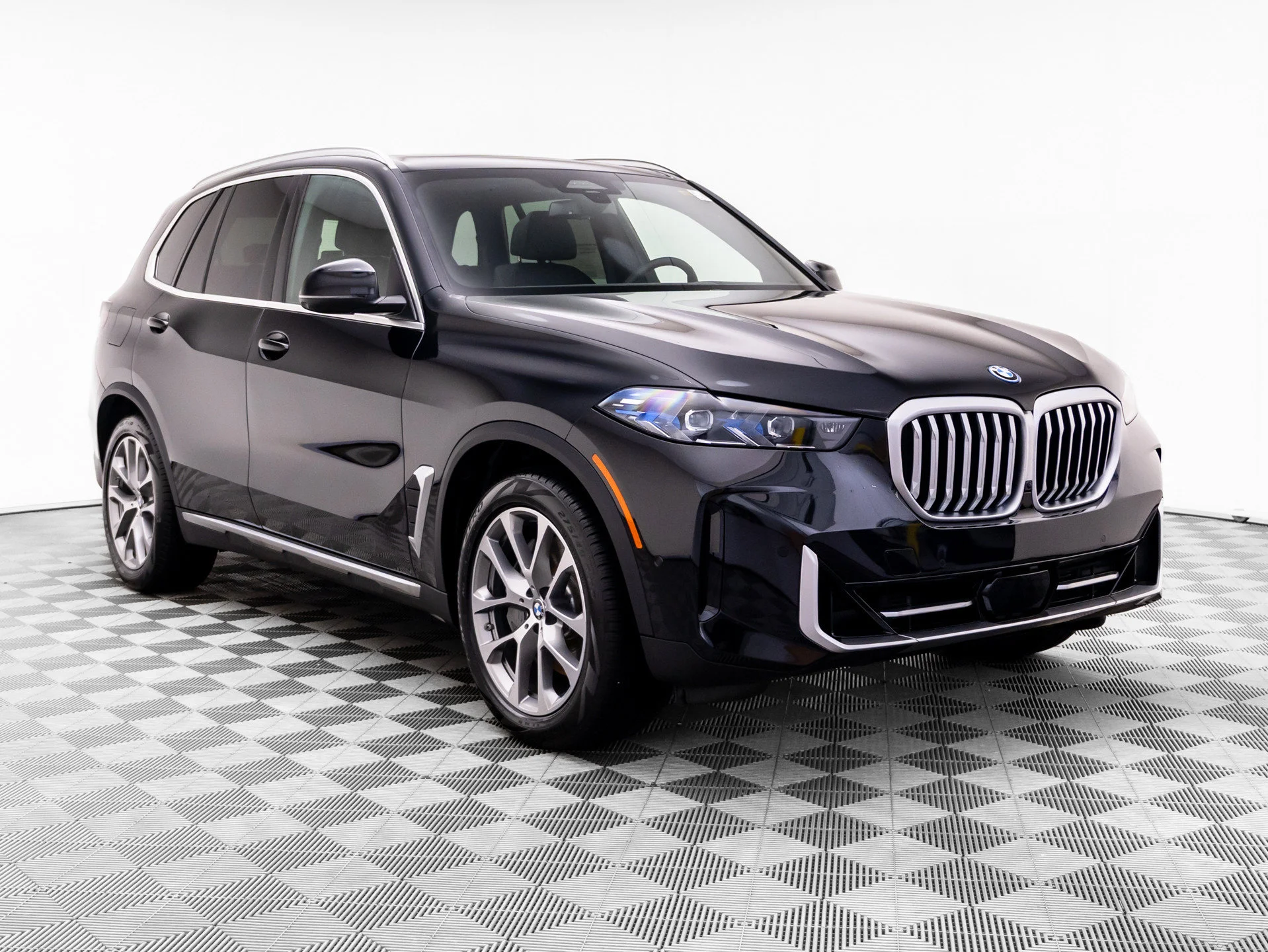 New 2026 Black BMW xDrive50e image 9