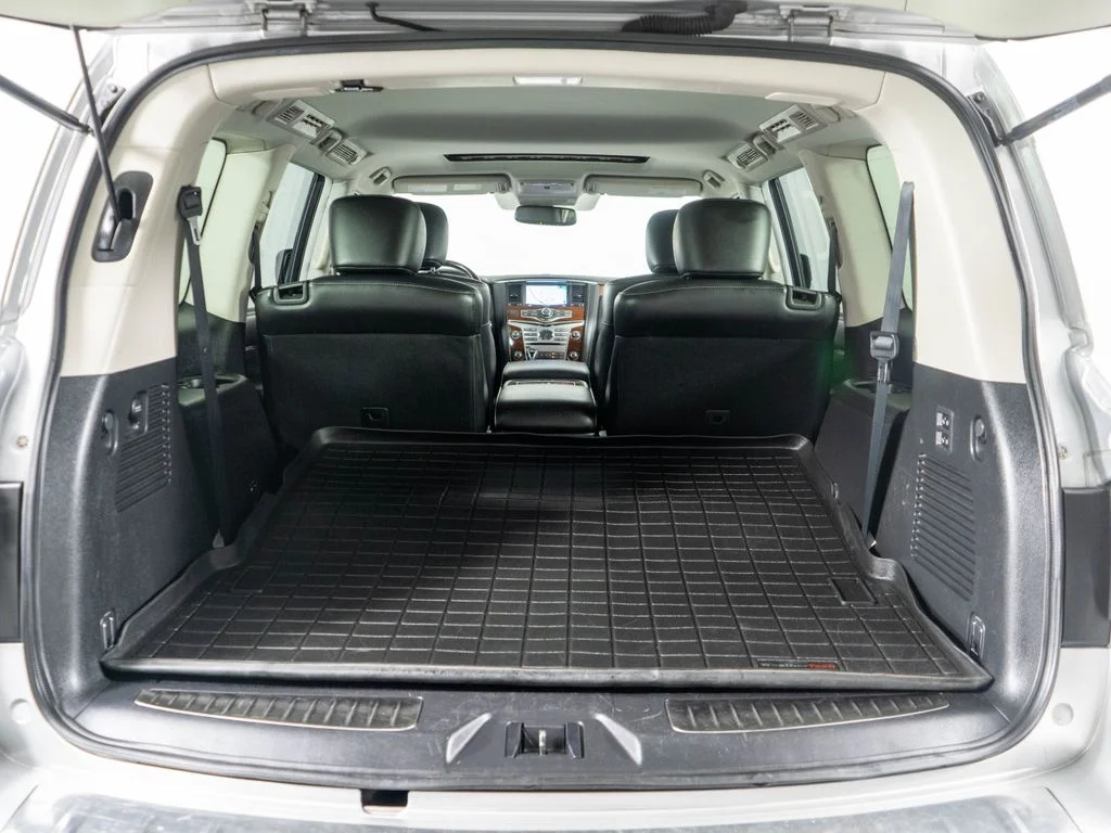 Used 2019 Silver INFINITI LUXE image 31