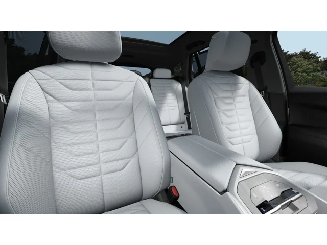 New 2027 Mineral White Metallic BMW  image 11