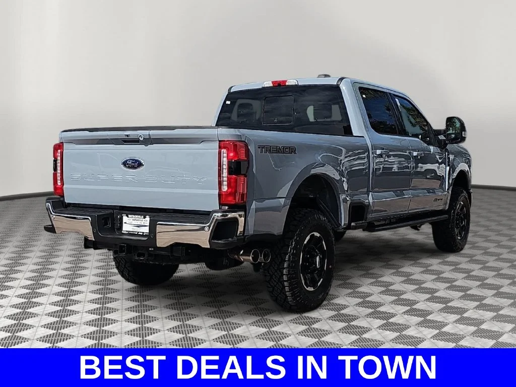 New 2026 Glacier Gray Metallic Tri-Coat Ford F-250® Lariat® image 3