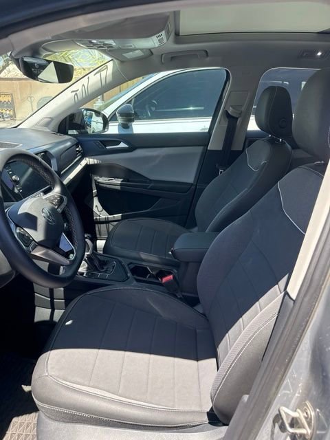 Used 2023 Pure Gray w/Black Roof Volkswagen SE image 3