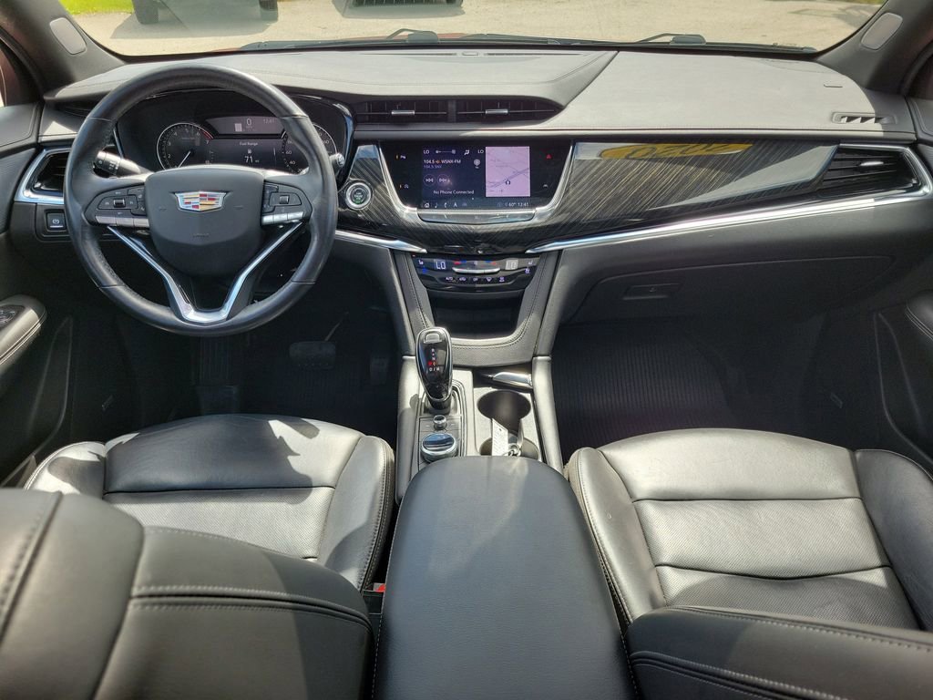 Used 2020 RED HORIZON TINTCOAT Cadillac AWD Premium Luxury image 13