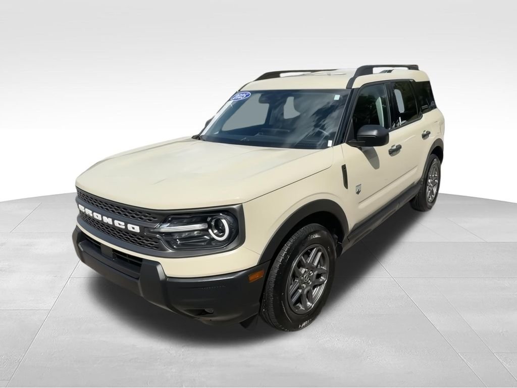Used 2025 Beige Ford Big Bend image 4