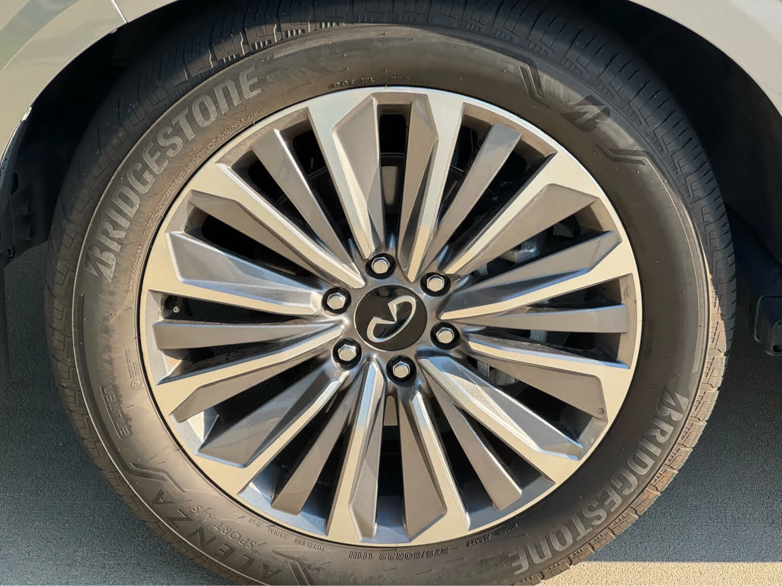 Certified Used 2025 Dynamic Metal INFINITI SENSORY image 11