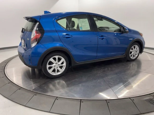 Used 2018 Blue Toyota Four image 5