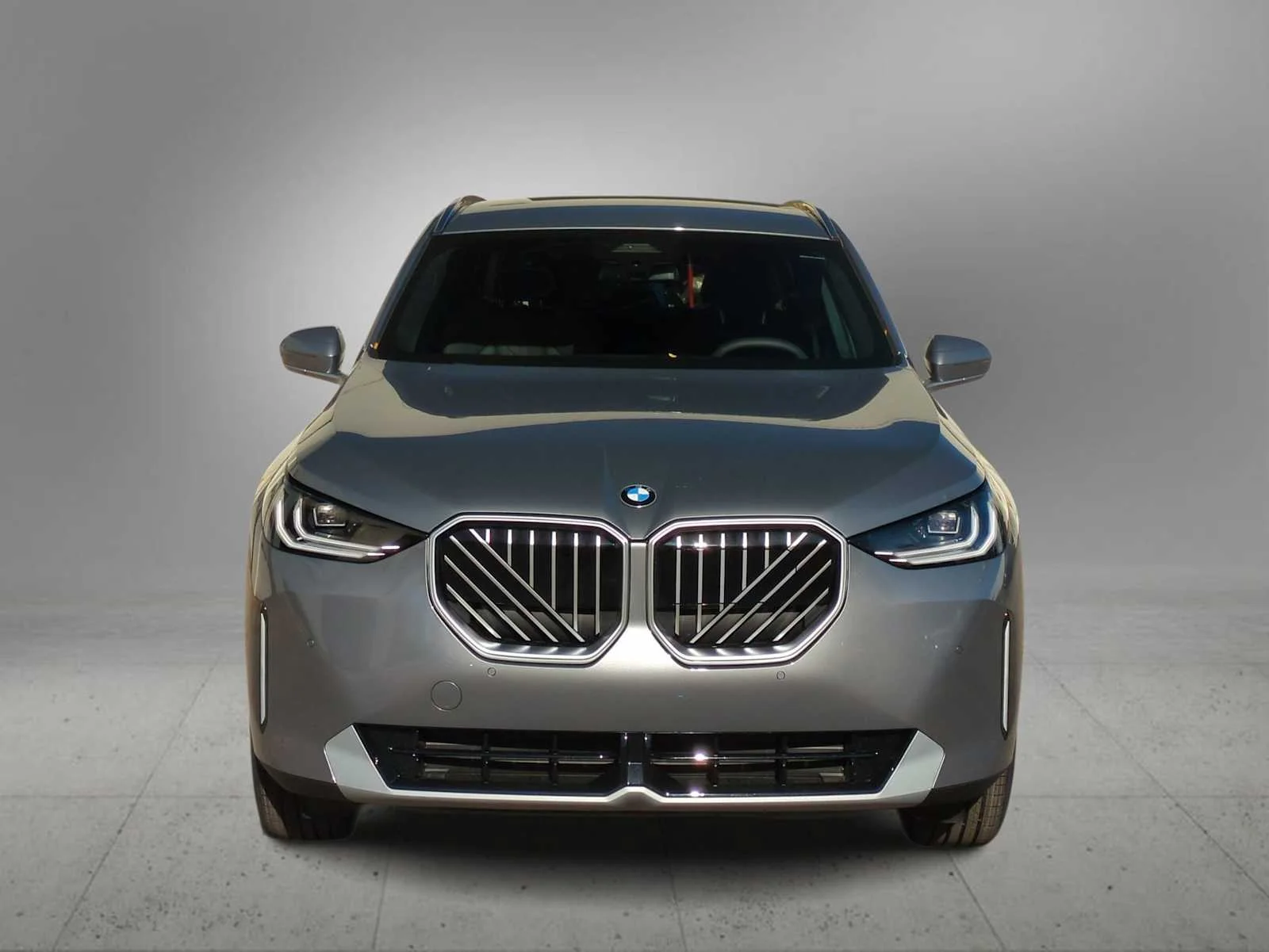 New 2026 Skyscraper Grey Metallic BMW 30 xDrive image 3