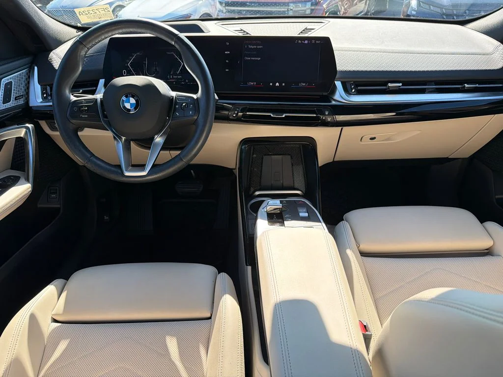 Used 2025 Black BMW xDrive28i image 23
