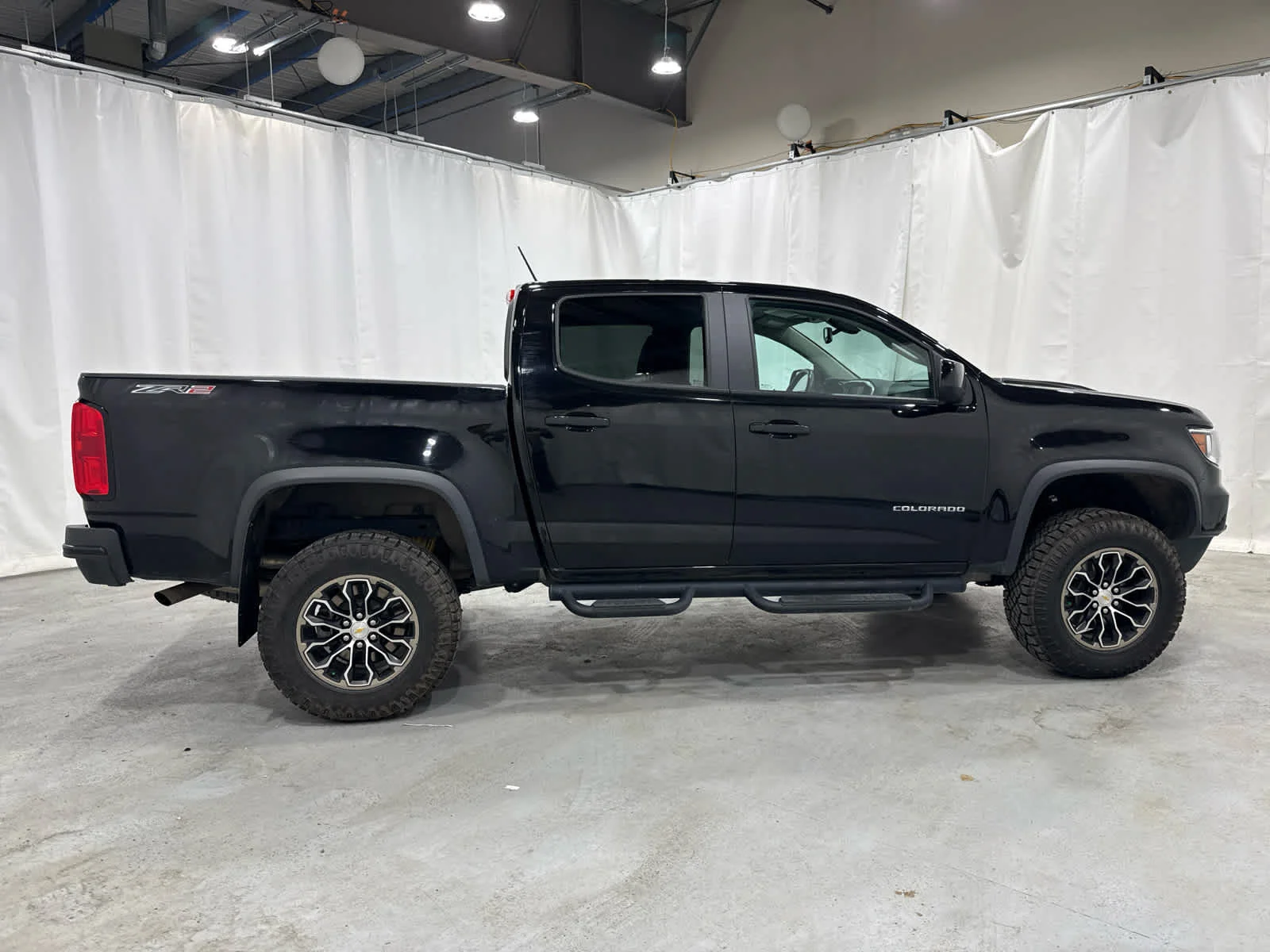 Used 2022 Black Chevrolet ZR2 image 6