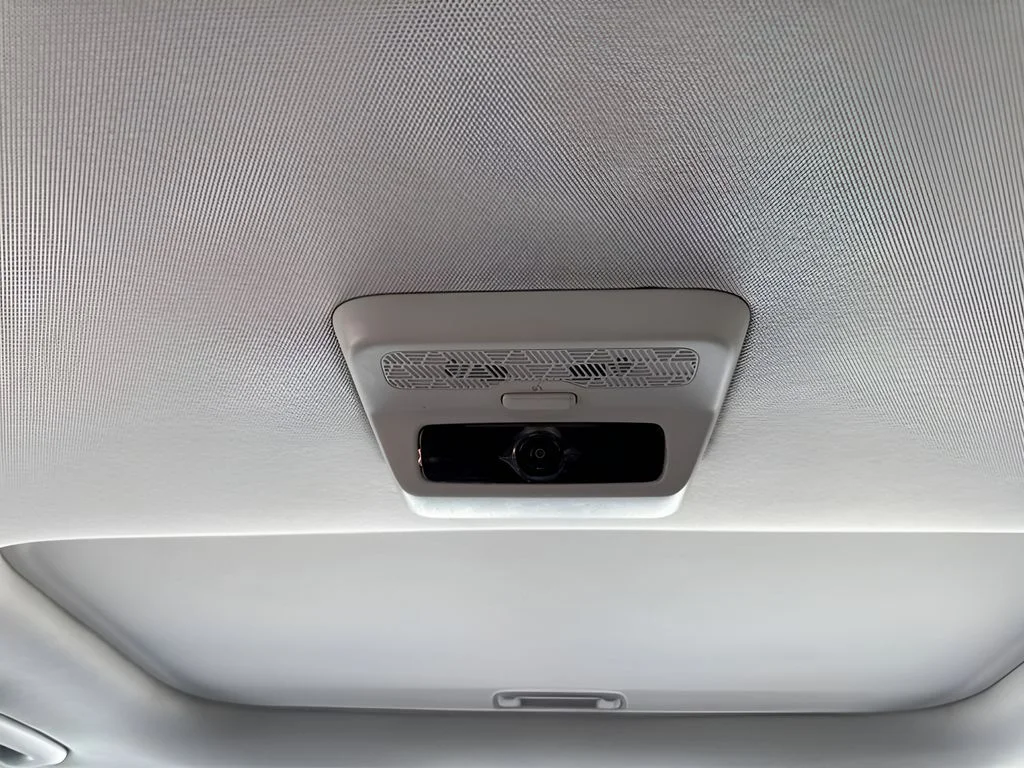 Used 2025 White Kia SX image 13