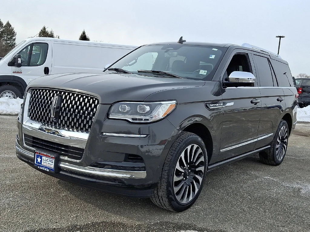 Used 2023 Gray Lincoln Black Label image 5