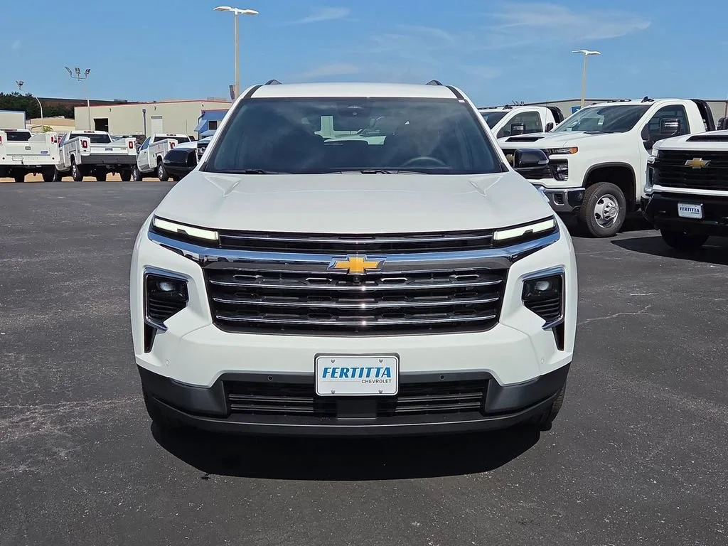 New 2026 Summit White Chevrolet LT image 22