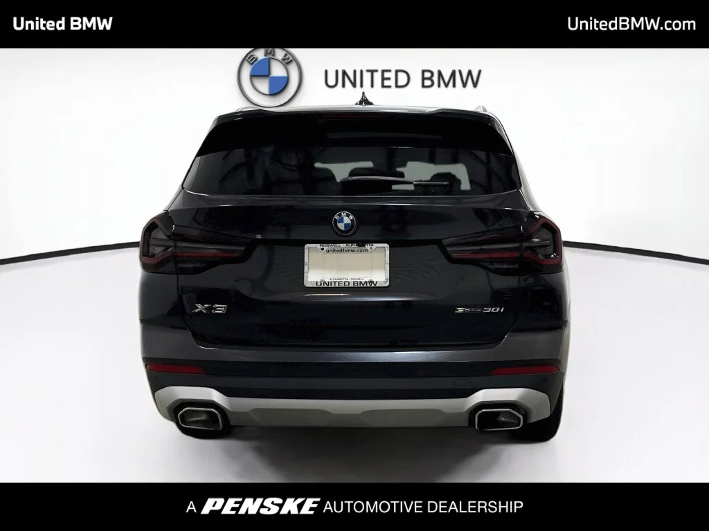 Used 2023 Dark Graphite BMW sDrive30i image 6