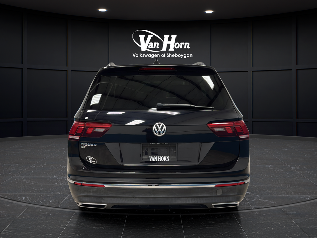 Used 2020 Deep Black Volkswagen 2.0T SE image 6