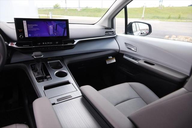 Certified Used 2025 CELESTIAL SILVER Toyota  image 27