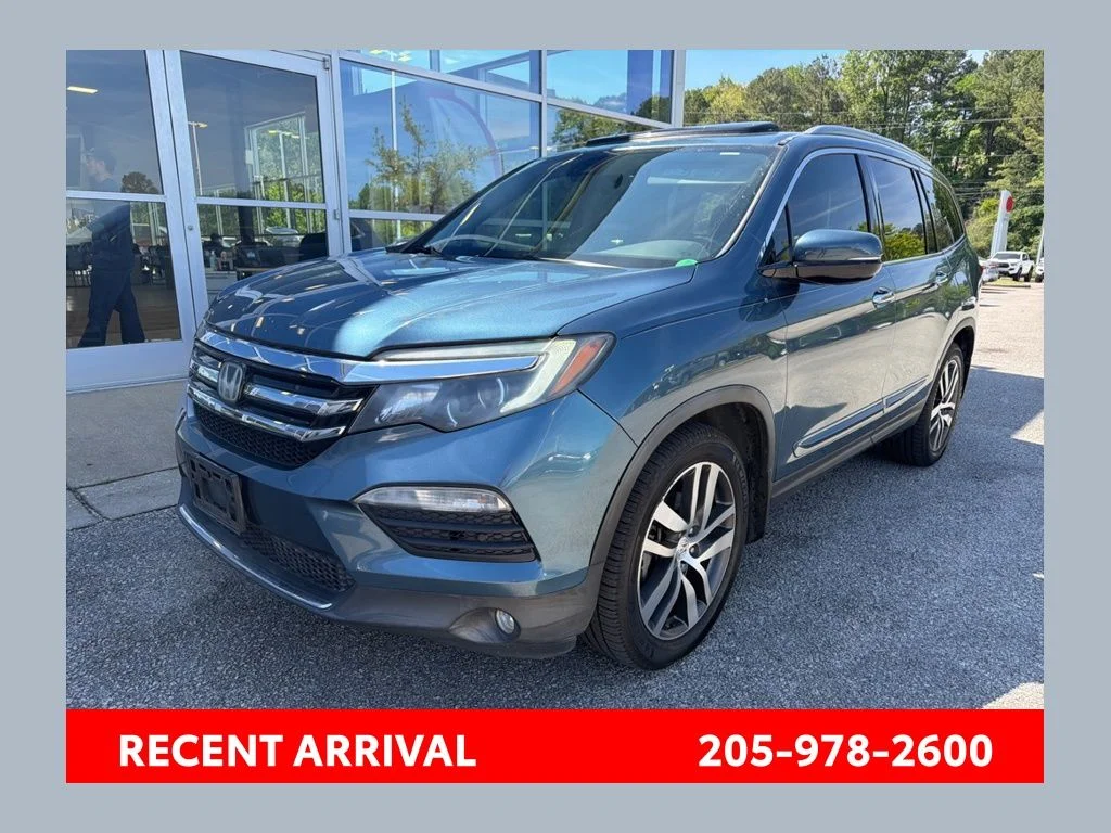 2016 Honda Pilot 4WD Elite's photo
