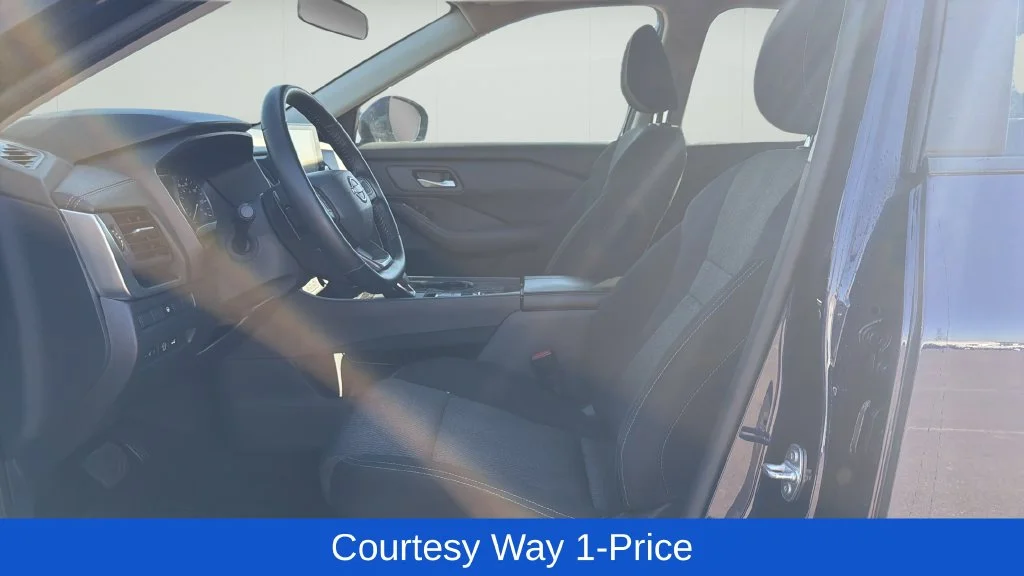 Used 2025 Blue Nissan SV image 12