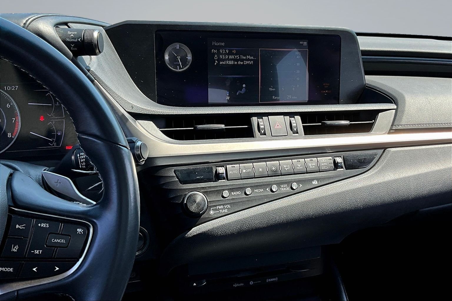 Used 2019 White Lexus 350 image 11